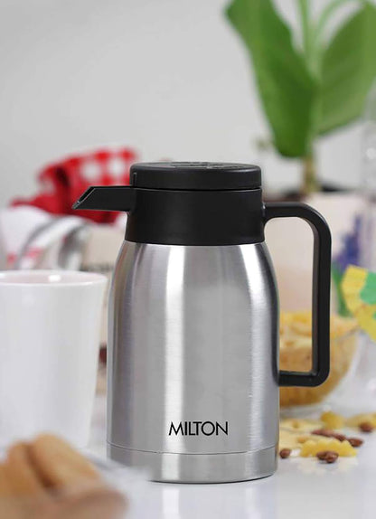 milton omega 500 thermosteel vacuum insulated 24 hours hot or cold carafe, 500 ml, silver | 100% leak proof | easy to carry | ideal for tea | coffee | juice | water